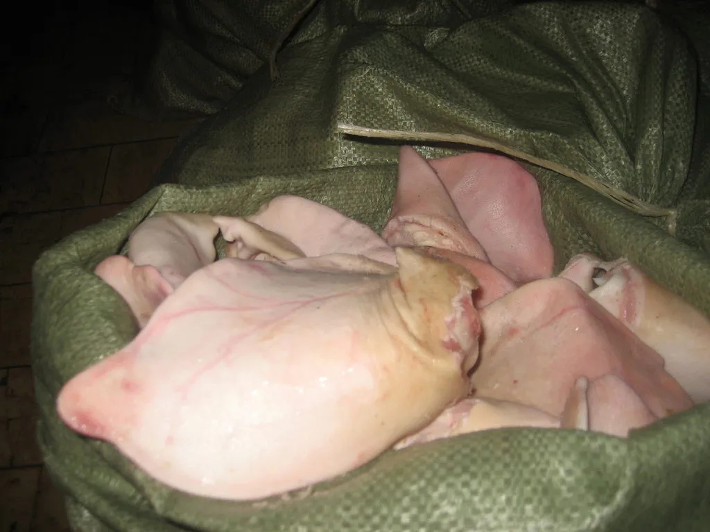 фотография продукта Уши свиные охлажденные и замороженные 