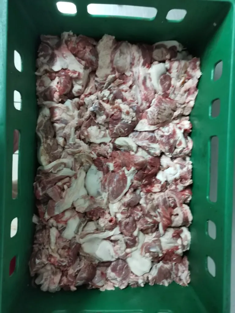 фотография продукта Мясо свиных голов ГОСТ 3-й компартмент