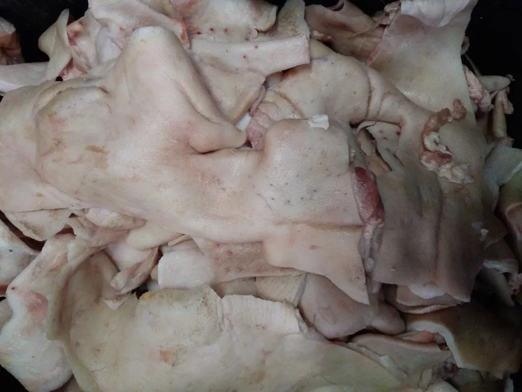 шкура свиная в Барнауле и Алтайском крае