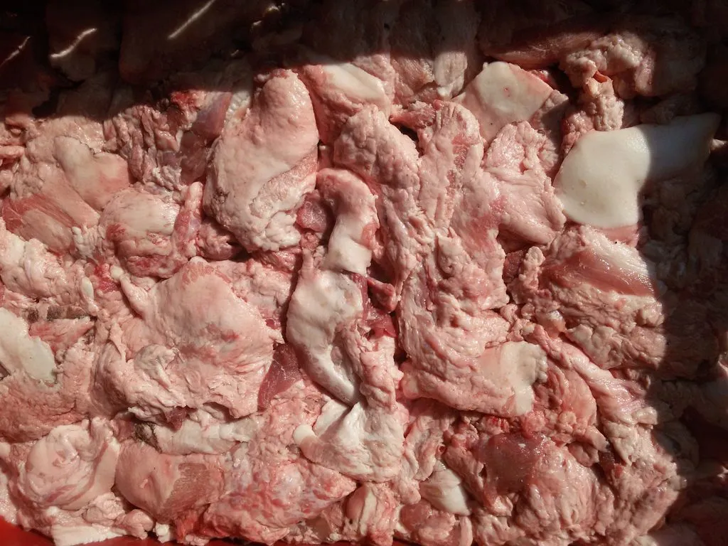 фотография продукта Обрезь свиная головная "жирная"